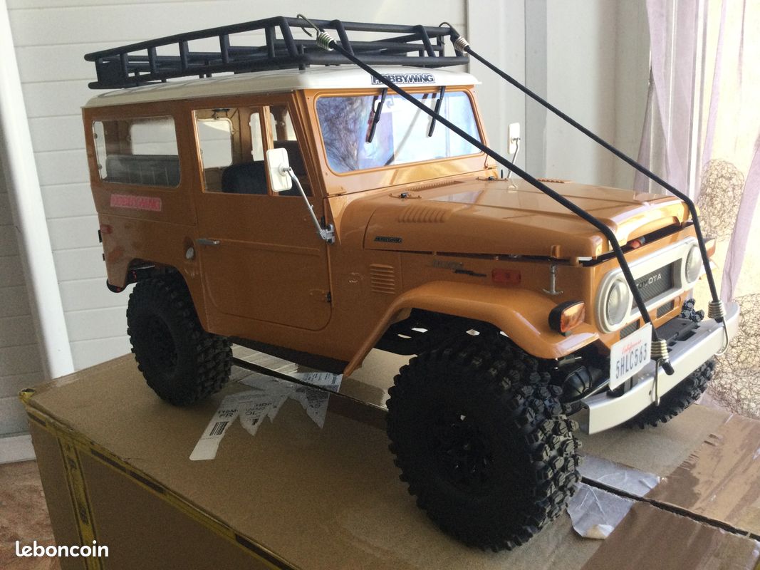 Superbe rc crawler typé scale Toyota fj40 FMS + options équipé esc firma smart 70A moteur brushed 35T , 2S / 3S + 1 beau lot offert (image 12)