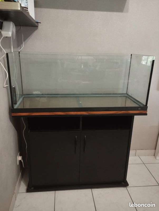 Aquarium 160L (image 1)