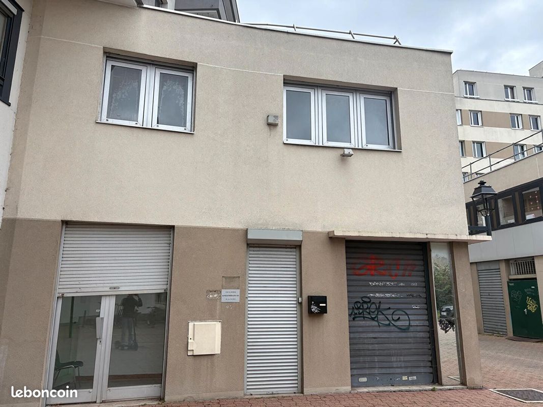 Appartement 3 pièces 69 m² · à Colombes · 69 m² · 290 000 €