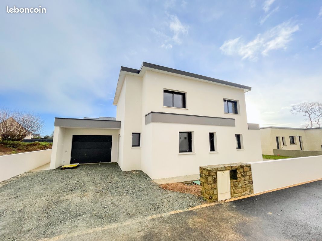 Maison 6 pièces 143 m² · à Saint-Divy · 143 m² · 410 000 €