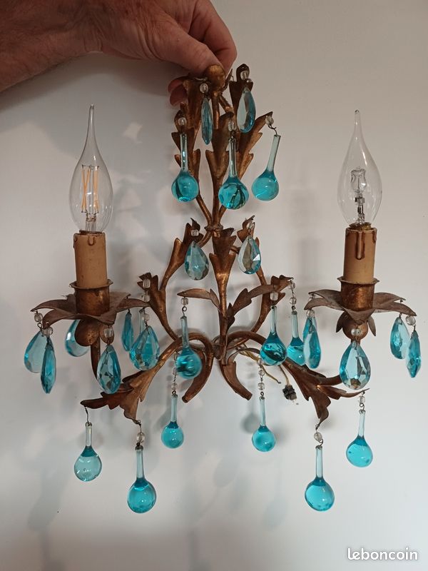 Superbe applique/luminaire/ lustre à gouttes en cristal turquoise forme perles et pampilles turqoise (image 1)