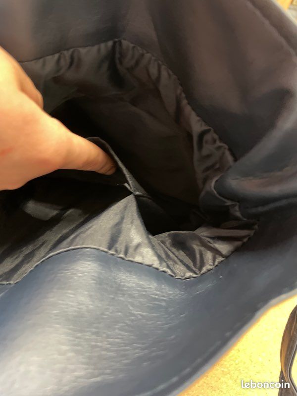 Sac baluchon en similicuir bleu marine (image 3)