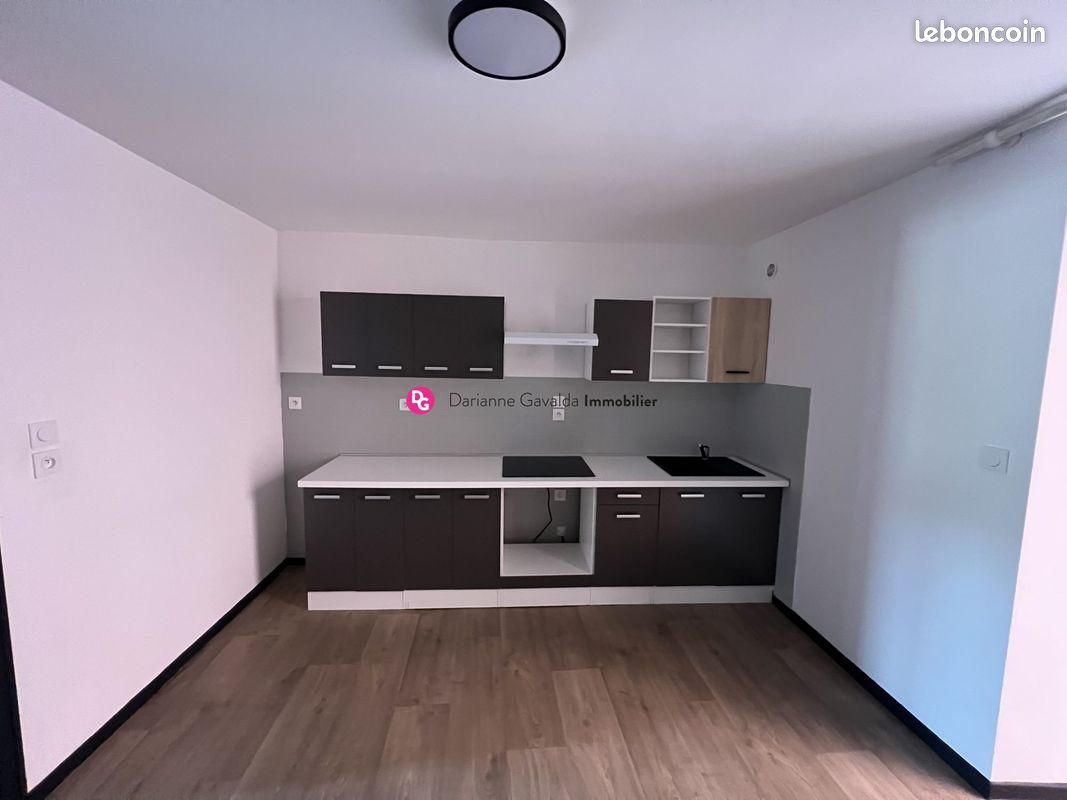 Appartement 3 pièces 62 m² · à Decazeville · 62 m² · 560 €/mois