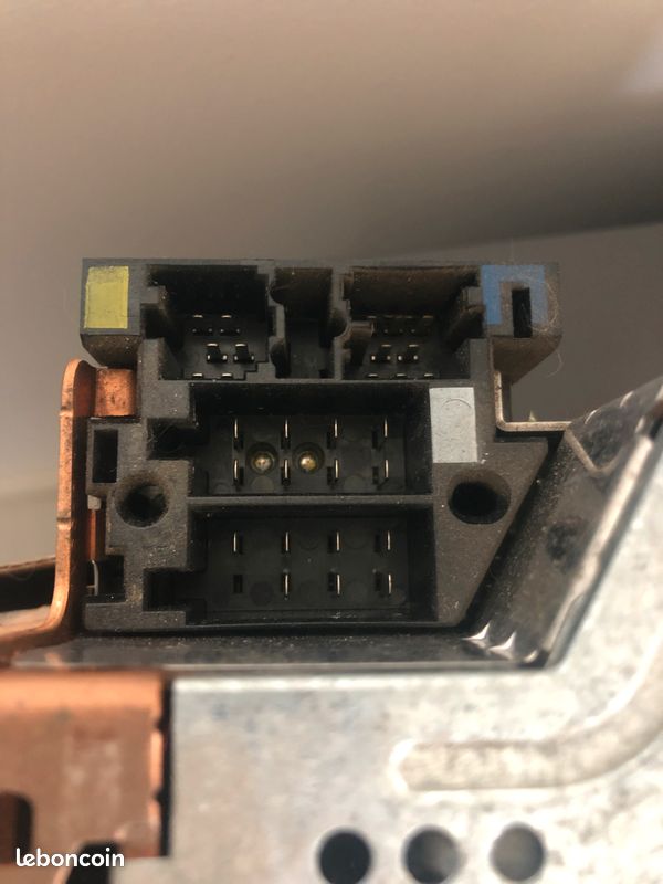 Poste autoradio Renault Twingo radio cd origine avec code de sécurité