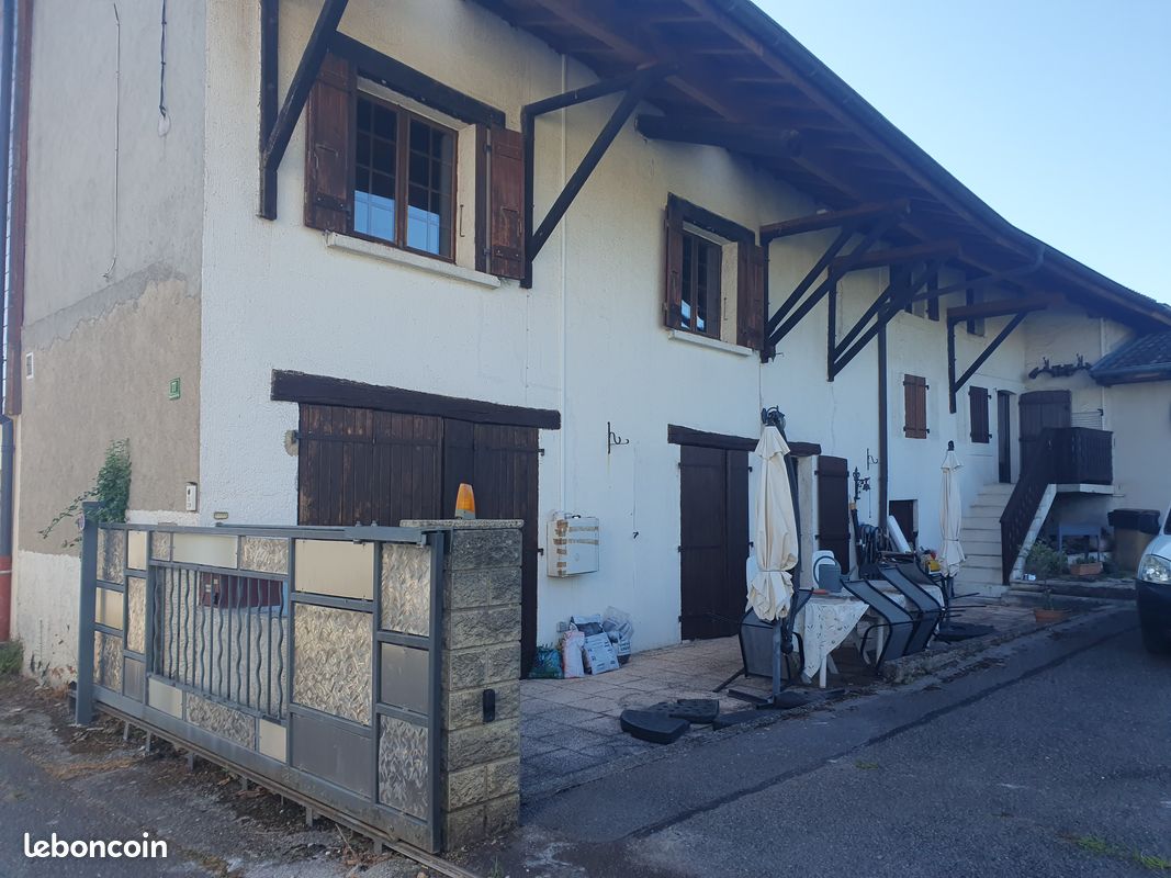 Maison 4 pièces 120 m² · à Bons-en-Chablais · 120 m² · 396 000 €