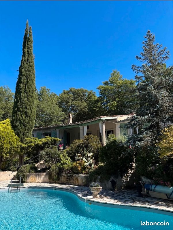 Maison 7 pièces 184 m² · à Saïx · 184 m² · 545 000 €