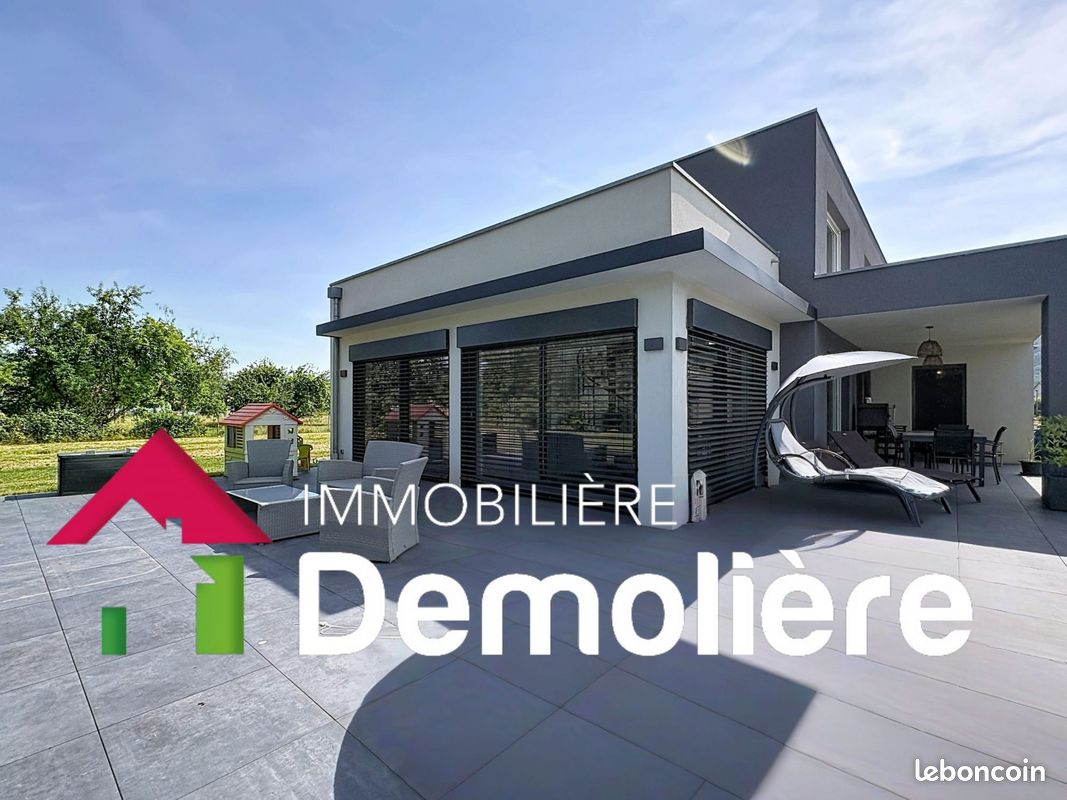 Maison 7 pièces 223 m² · à Gresswiller · 223 m² · 599 000 €
