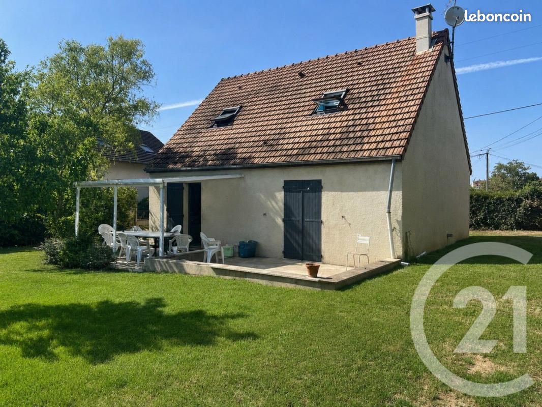 Maison 5 pièces 86 m² · à Bueil · 86 m² · 273 000 €
