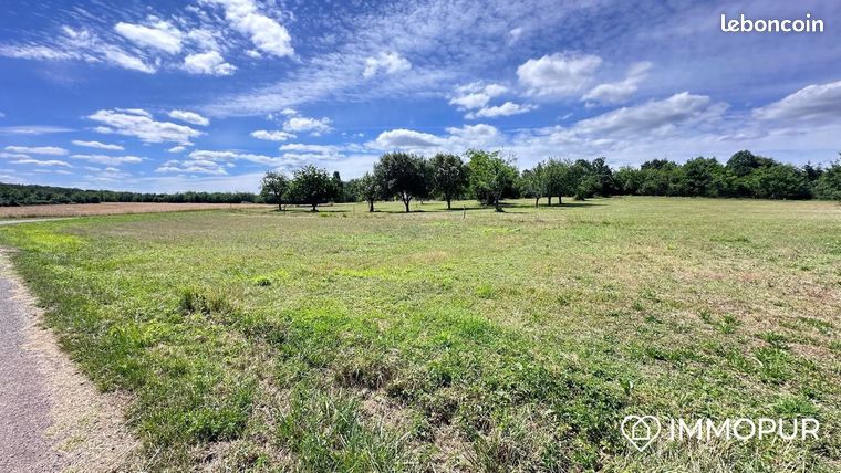 Terrain 1504 m² Sainte-Foy-de-Longas