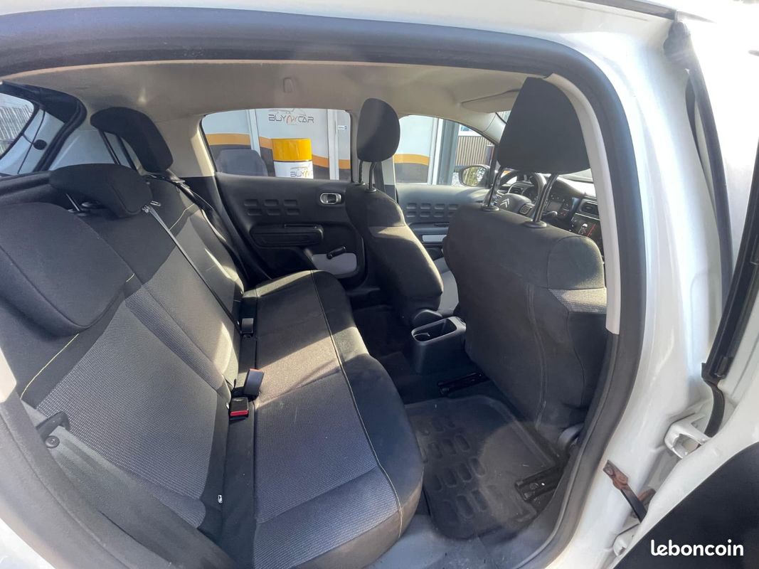 Citroën C3, Blanche, 4cv, 5 portes, mise en circulation le 25/03/2019 (image 8)