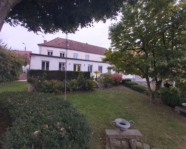 Maison 12 pièces 340 m²