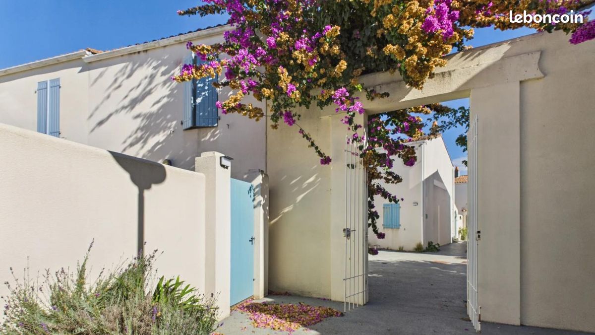 Maison 3 pièces 45 m² · à La Flotte · 45 m² · 367 000 €