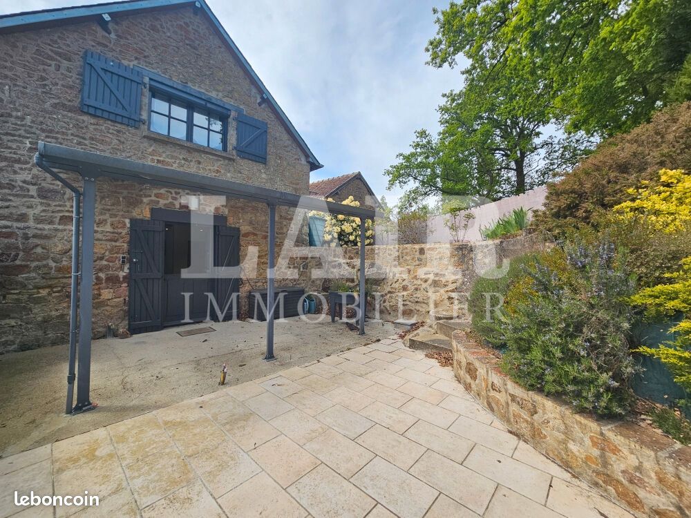 Maison 7 pièces 139 m² · à Saint-Pierre-des-Nids · 139 m² · 159 000 €