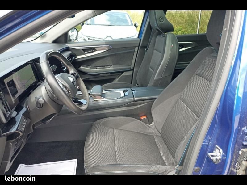 Renault Austral 1.3 TCe mild hybrid 160ch Techno esprit Alpine auto (image 10)