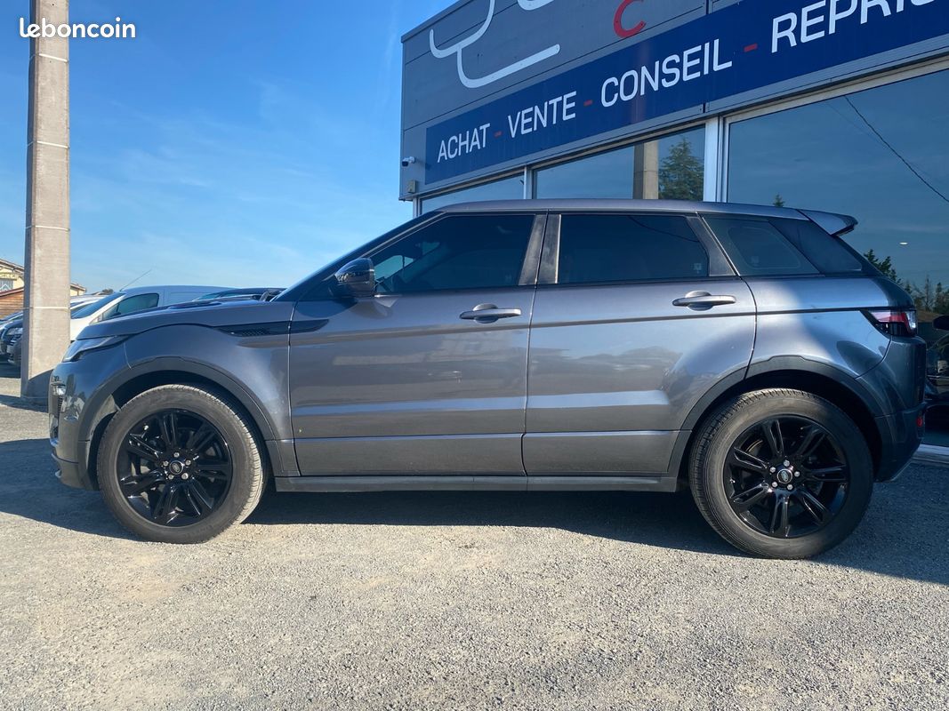 Land Rover RANGE ROVER EVOQUE I HSE Phase 2 / 2.0 TD 4WD BVA 9 180 cv / TOIT OUVRANT / MERIDIAN SON / SIEGES CHAUFFANTS / HAYON ELECTRIQUE / CLIM AUTO (image 8)