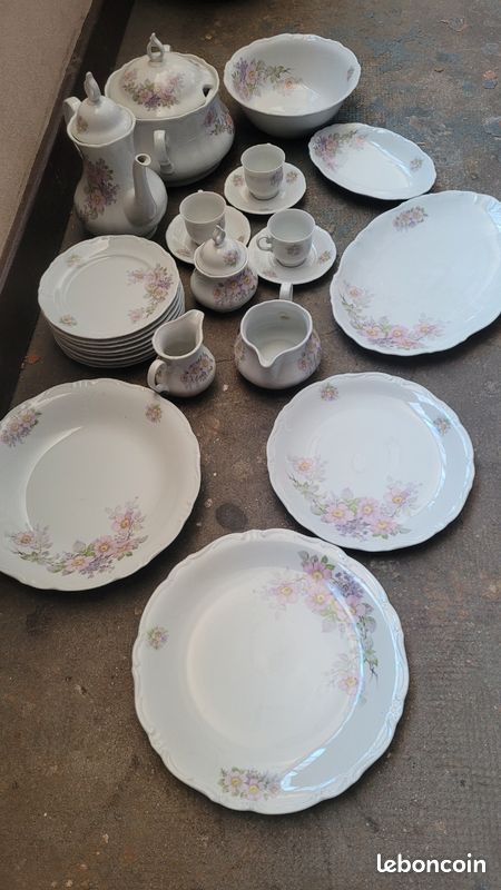 Service de table en porcelaine Winterling Bavaria – Décor floral – Très bon état (image 2)