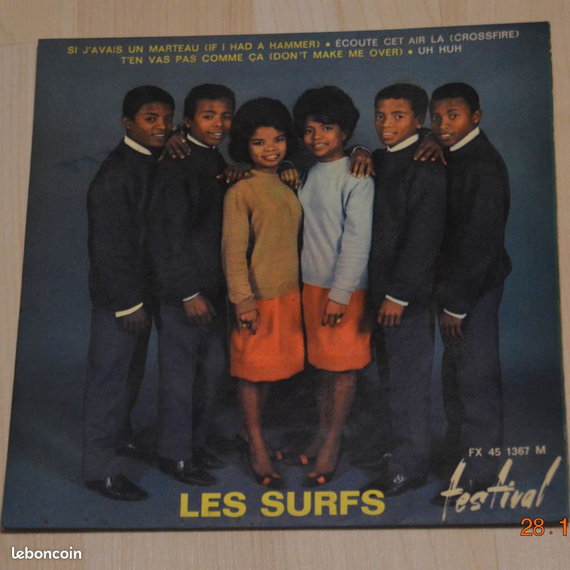 Vinyle 45 tours Les surfs (image 1)