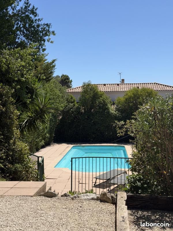 Maison 114 m² · à Cassis · 114 m² · 2 300 €