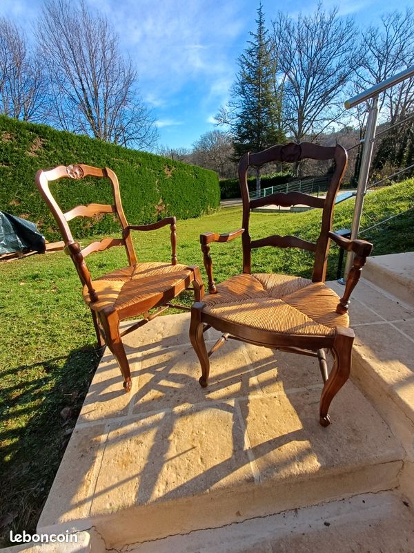 Fauteuils en paille (image 1)