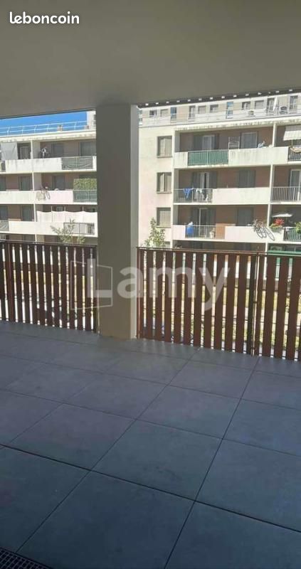 Appartement 3 pièces 74 m² · à Saint-Fons · 74 m² · 1 100 €/mois