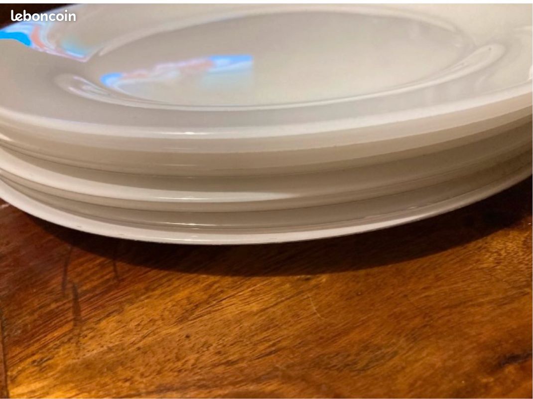 Lot 8 assiettes blanches (image 2)