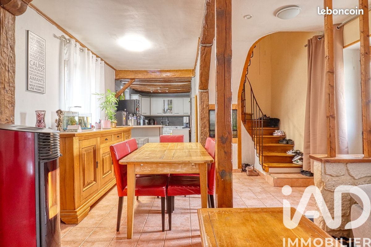 Maison 5 pièces 101 m² · à Saint-Martin-du-Tertre · 101 m² · 189 000 €