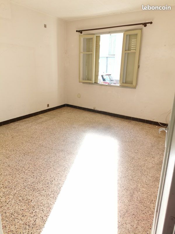 Maison 4 pièces 90 m² · à Pierrelatte · 90 m² · 120 000 €