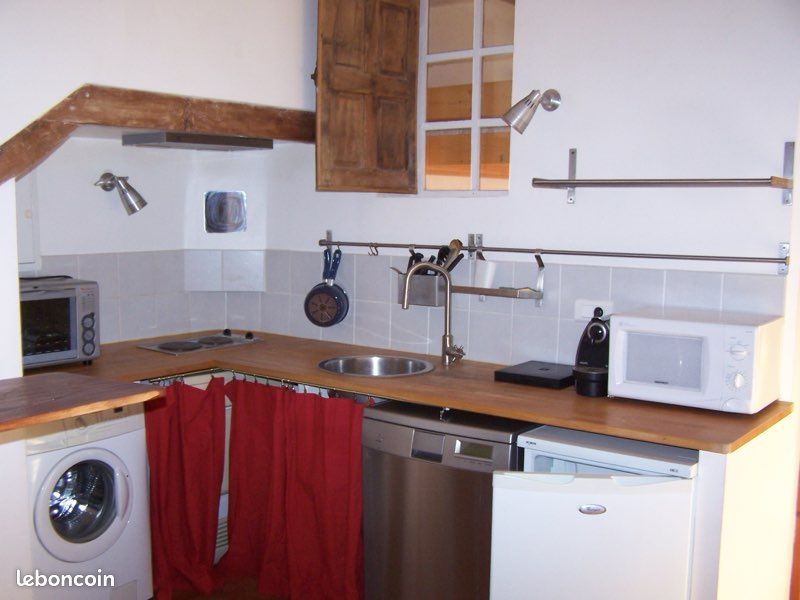 Appartement 2 pièces 31 m² · à Aix-en-Provence · 31 m² · 700 €