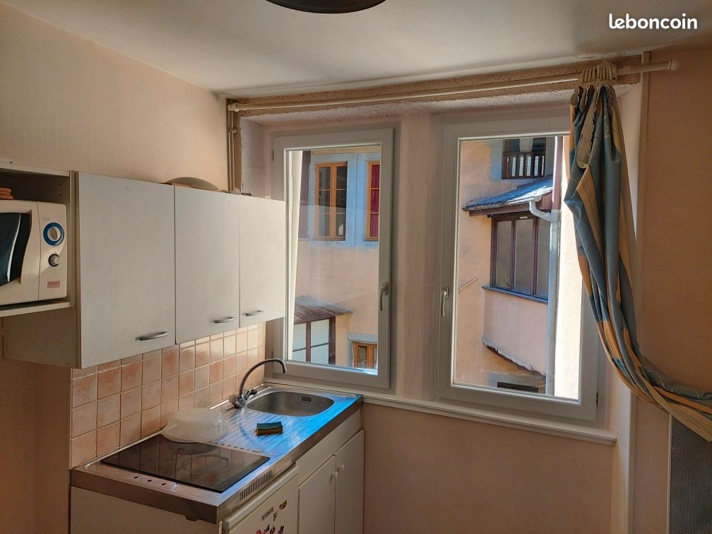 Appartement 2 pièces 17 m² · à Chambéry · 17 m² · 600 €
