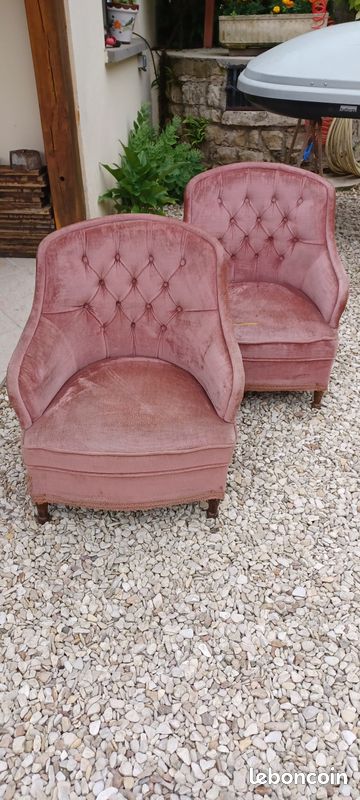 Fauteuils crapaud (image 1)
