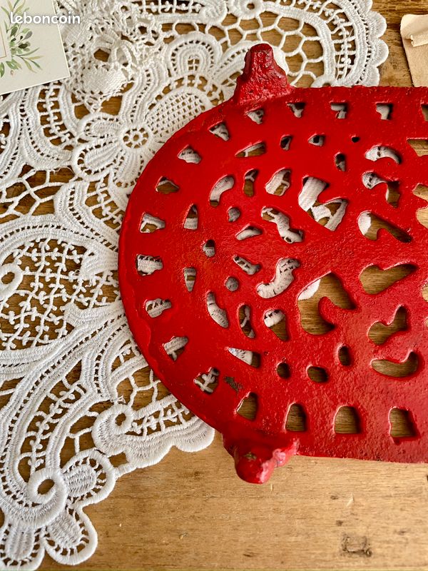 Ensemble De Dessous De Plat En Fonte Métal Déco Par Trademark