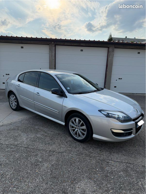 Renault Laguna Bose (image 1)