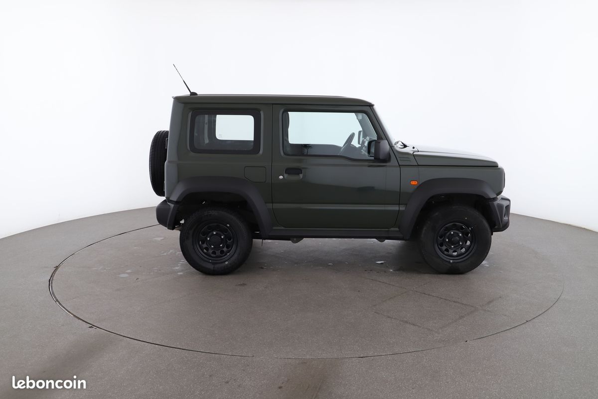 Suzuki Jimny 1.5 VVT Privilege 2PL 102 ch (image 13)