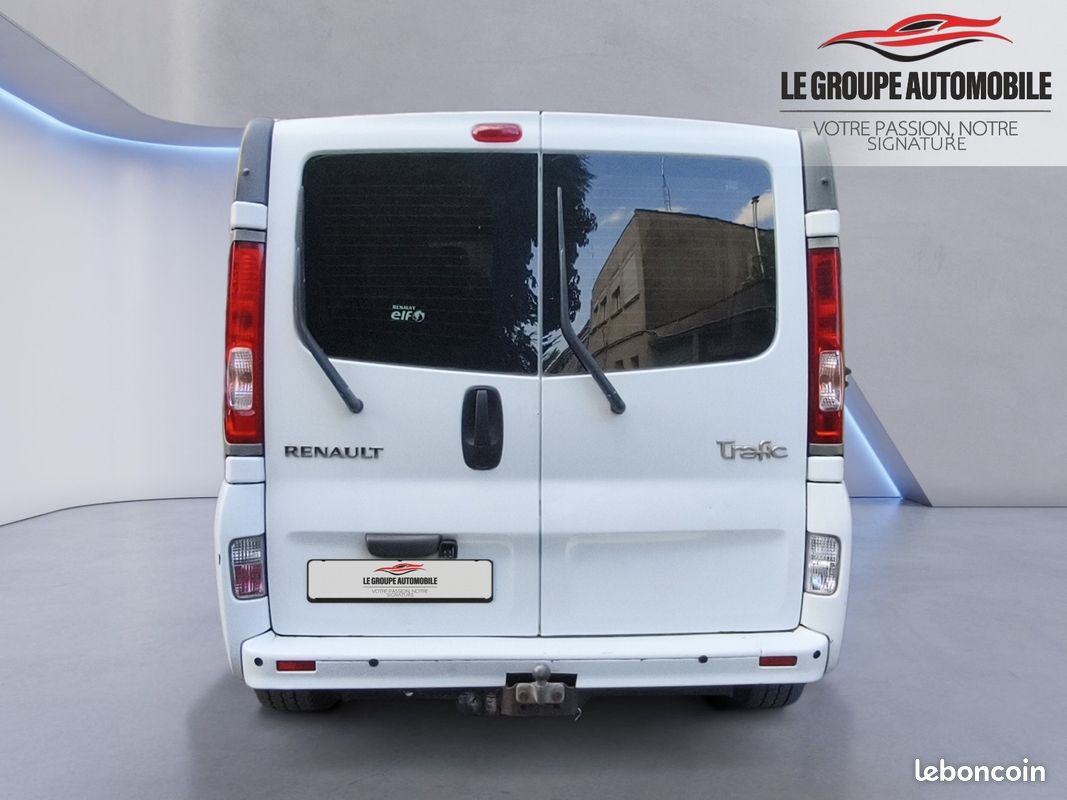 Renault trafic fourgon gn 2.5 dci 150 l1h2 1200 kg grand confort bvr garantie 12 mois (image 4)