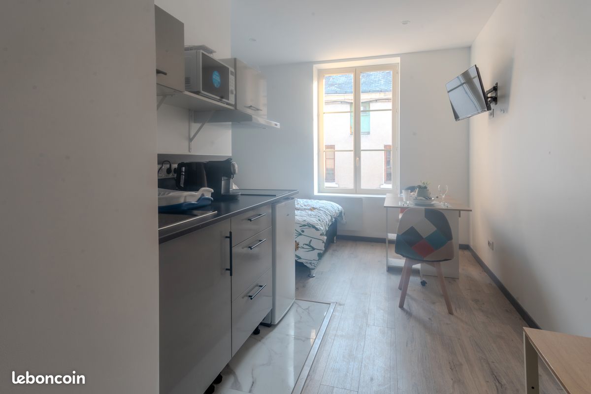 Appartement a louer chatellerault - 1 pièce(s) - 18 m2 - Surfyn