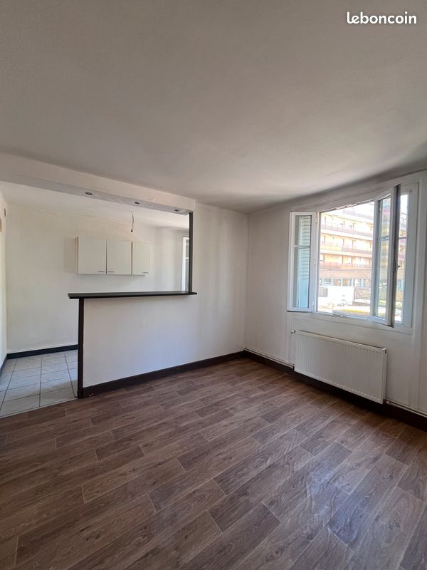 Appartement 3 pièces 53 m² · à Villefranche-sur-Saône · 53,4 m² · 100 000 €