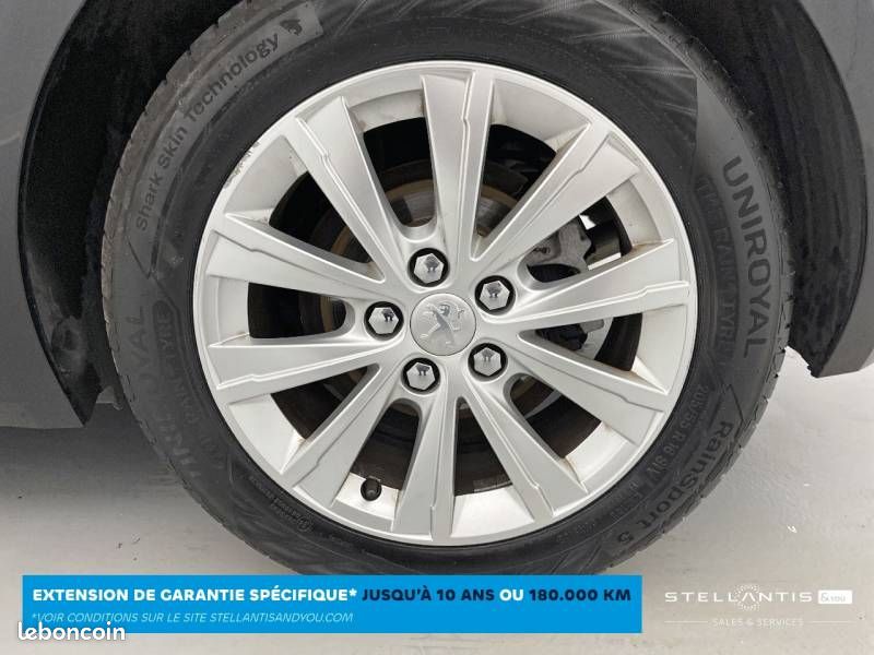 Peugeot 308 PureTech 110ch S&S BVM6 Style (image 35)