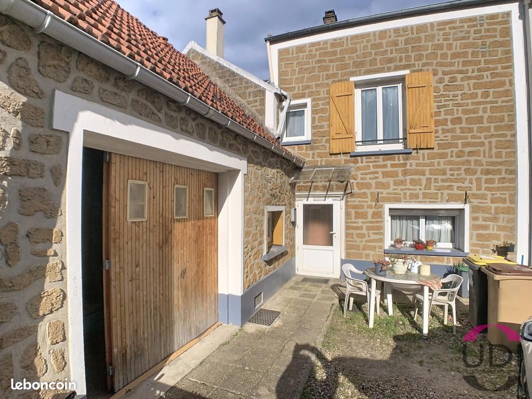 Maison 5 pièces 79 m² · à Lisses · 79 m² · 209 000 €