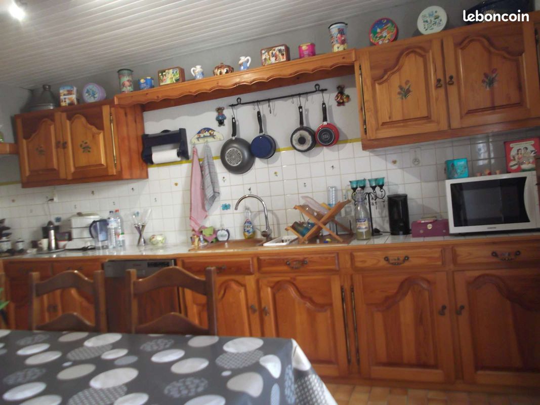 Maison 5 pièces 85 m² · à Sainte-Sévère · 85 m² · 80 000 €