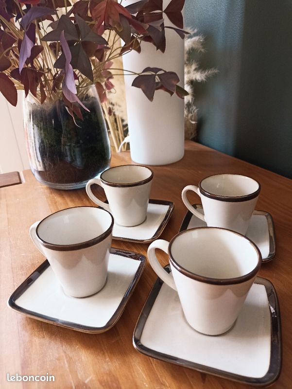 Service a café (image 1)