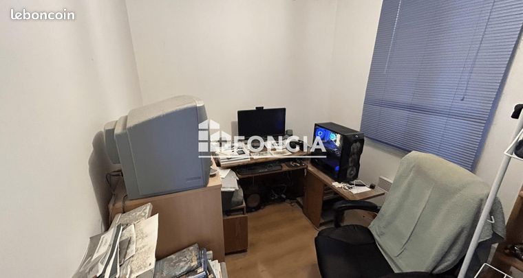 https://img.leboncoin.fr/api/v1/lbcpb1/images/2d/cb/8b/2dcb8b820562c95f9be8dc0fe9e71a68511fc48d.jpg?rule=ad-image