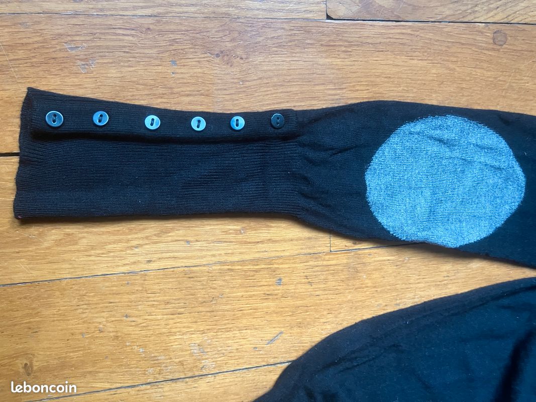 Pull noir, col roulé Okaïdi, taille 10 ans (image 2)