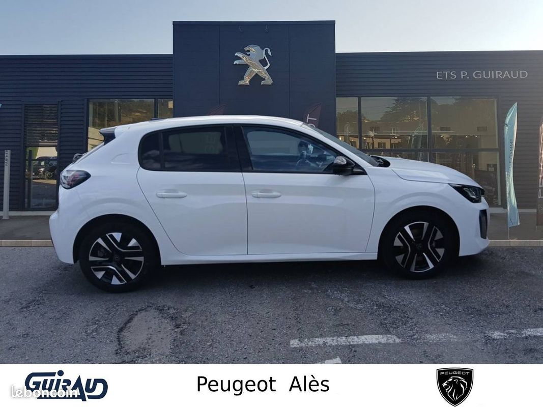 PEUGEOT 208 PureTech 100 S&S BVM6 Allure (image 4)
