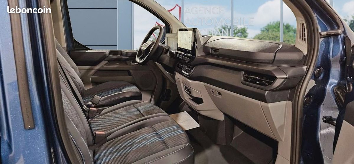 Ford Transit 37 241 HT 2.0 ECOBLUE 170 CH SPORT Custom Fourgon 300 L1H1 BVA8 (image 8)