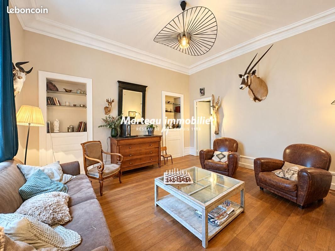 Maison 5 pièces 179 m² · au Mans · 179 m² · 1 000 €/mois