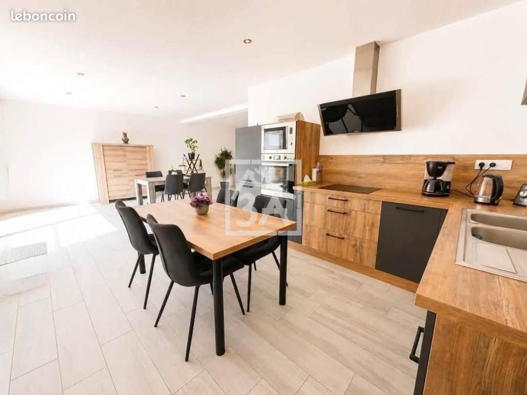 Maison 7 pièces 156 m² · à Calais · 156 m² · 356 000 €
