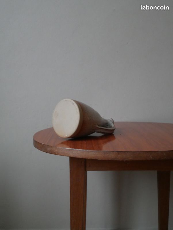 Vase à anse en grès (image 3)
