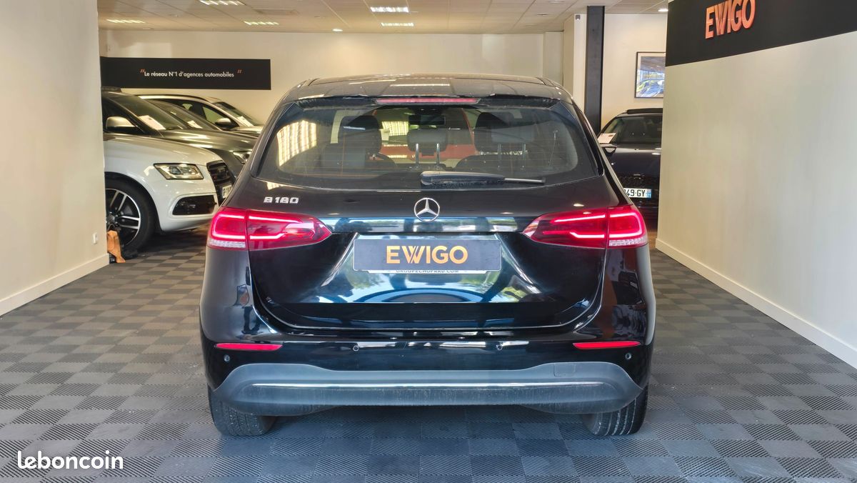 Mercedes-benz classe b 1.3 180 135 style line edition + entretiens constructeur (image 14)