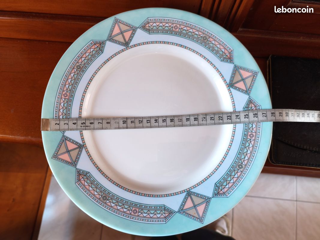 12 assiettes plates Arcopal France 28 cm (image 3)