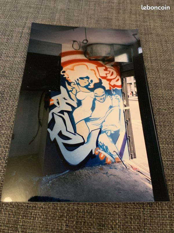 Photo authentique originale graffiti Mr Fion Gyom - Roller Café - Bastille Paris 97 (image 1)